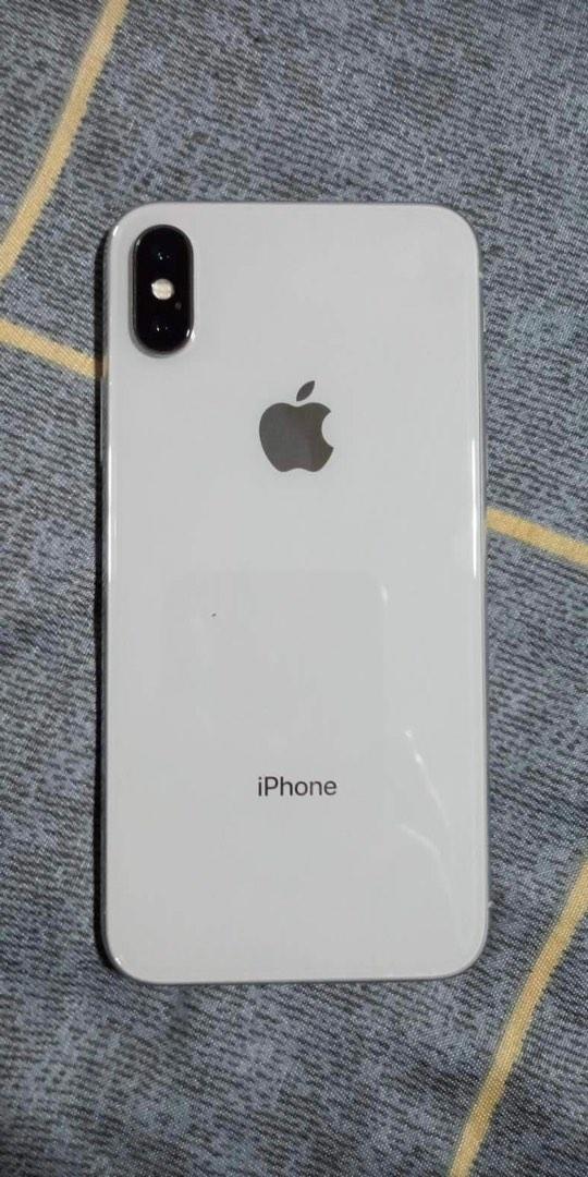 Iphone X 64GB WHITE photo